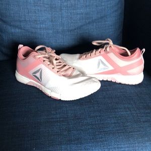Women’s 8.5 Reebok CrossFit Sneakers